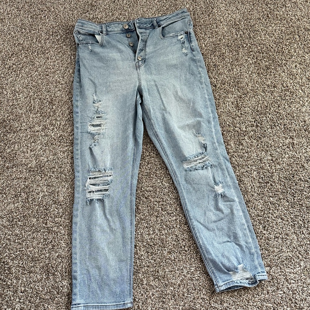 Ripped mom jeans